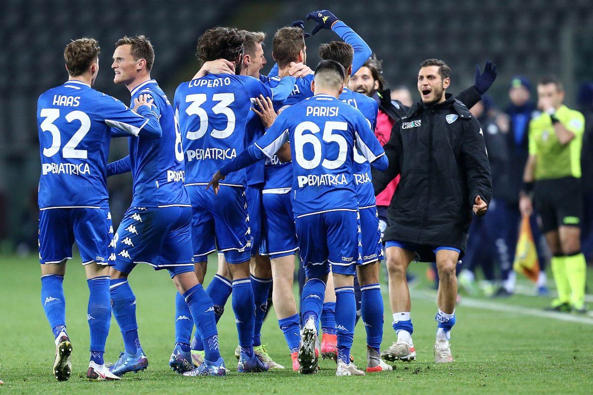 莫测的赛场 莫测的赛场